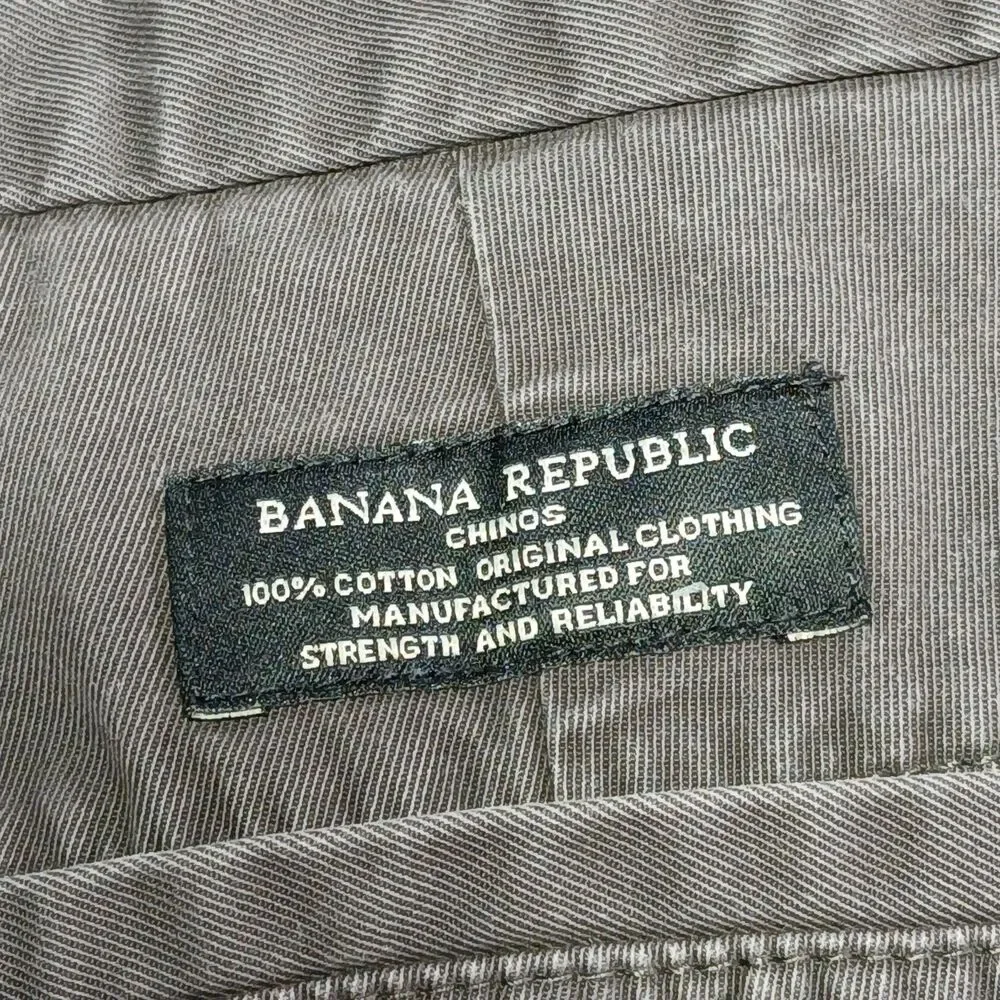 Banana Republic Mens Gray Chino Pants Straight Leg Casual Prep Measures 31x28
